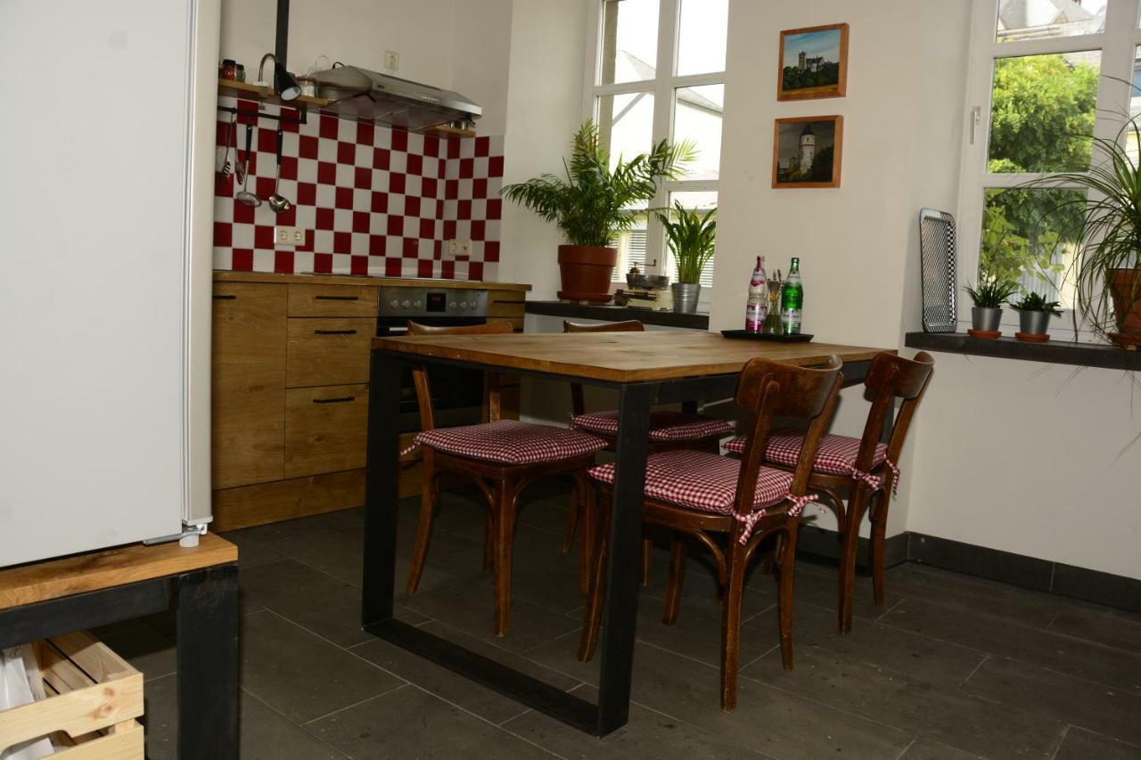 Stiftsherrenhaus Münstermaifeld Zewnętrze zdjęcie