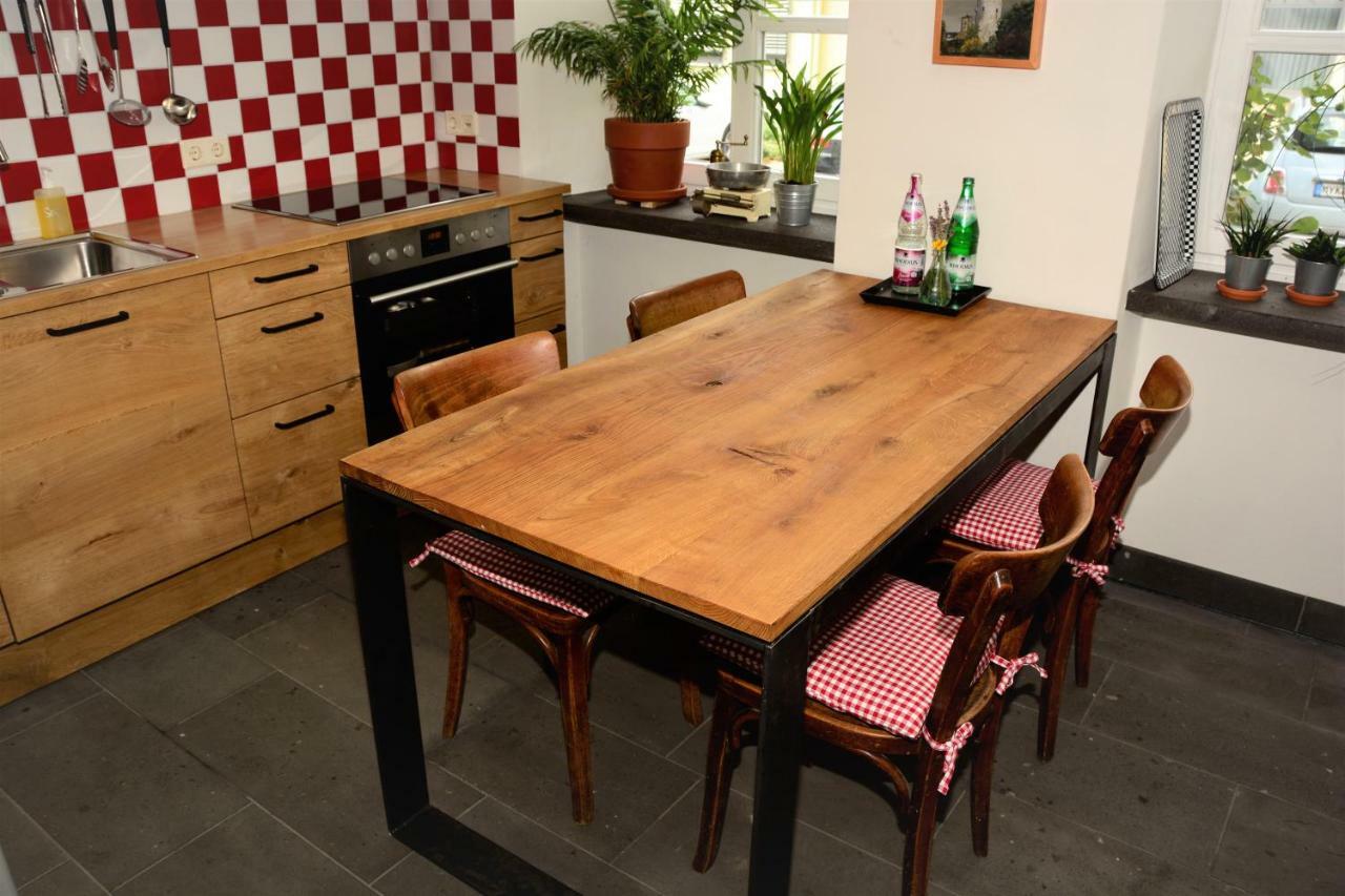 Stiftsherrenhaus Münstermaifeld Zewnętrze zdjęcie
